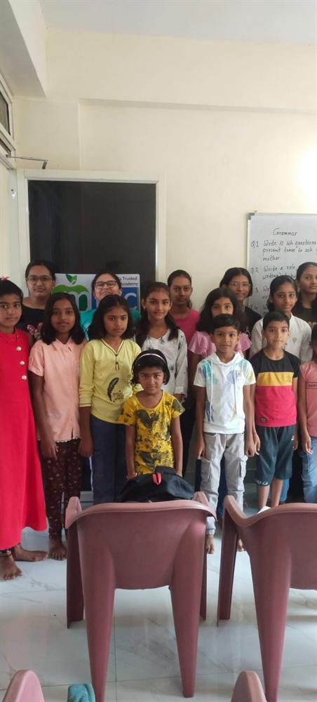 MTEC classroom students with trainer